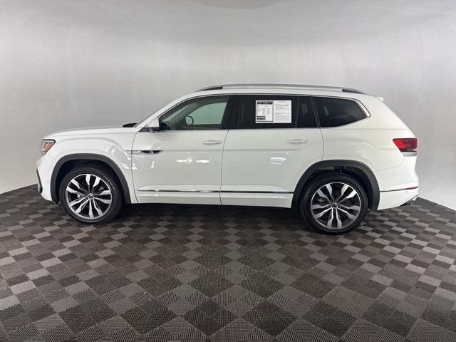 used 2022 Volkswagen Atlas car, priced at $30,700
