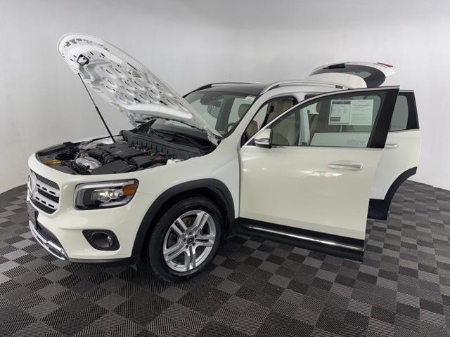used 2021 Mercedes-Benz GLB 250 car, priced at $28,000