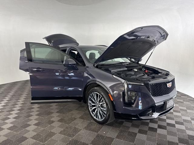 used 2024 Cadillac XT4 car, priced at $37,900