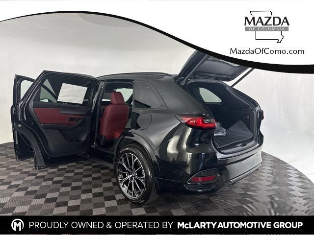 new 2025 Mazda CX-70 car, priced at $51,634