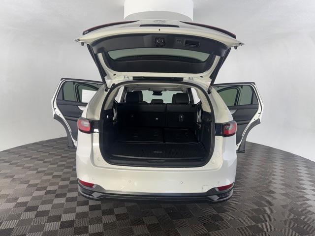 new 2025 Mazda CX-90 car, priced at $45,474