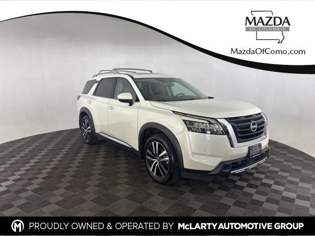 used 2024 Nissan Pathfinder car, priced at $39,000