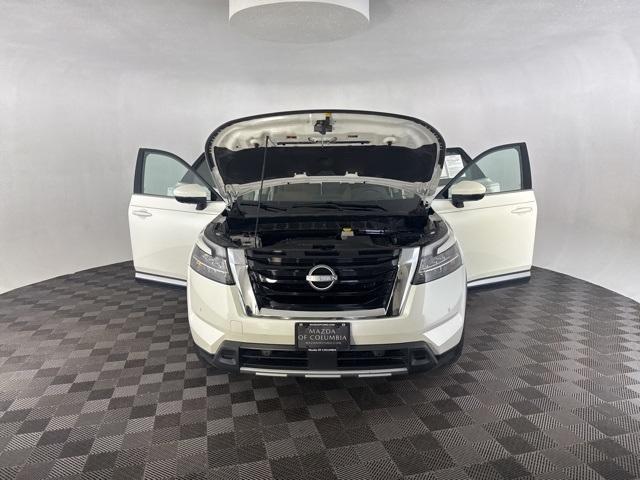 used 2024 Nissan Pathfinder car, priced at $39,000