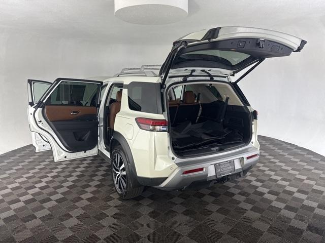 used 2024 Nissan Pathfinder car, priced at $39,000