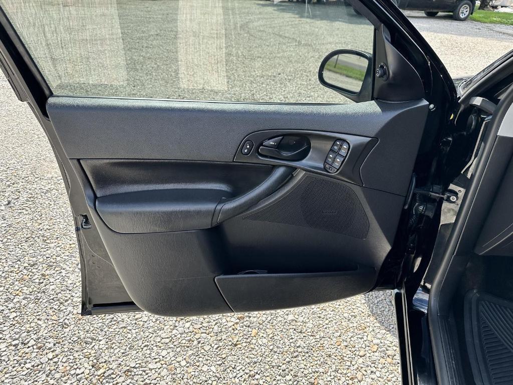 used 2006 Ford Focus car, priced at $3,795