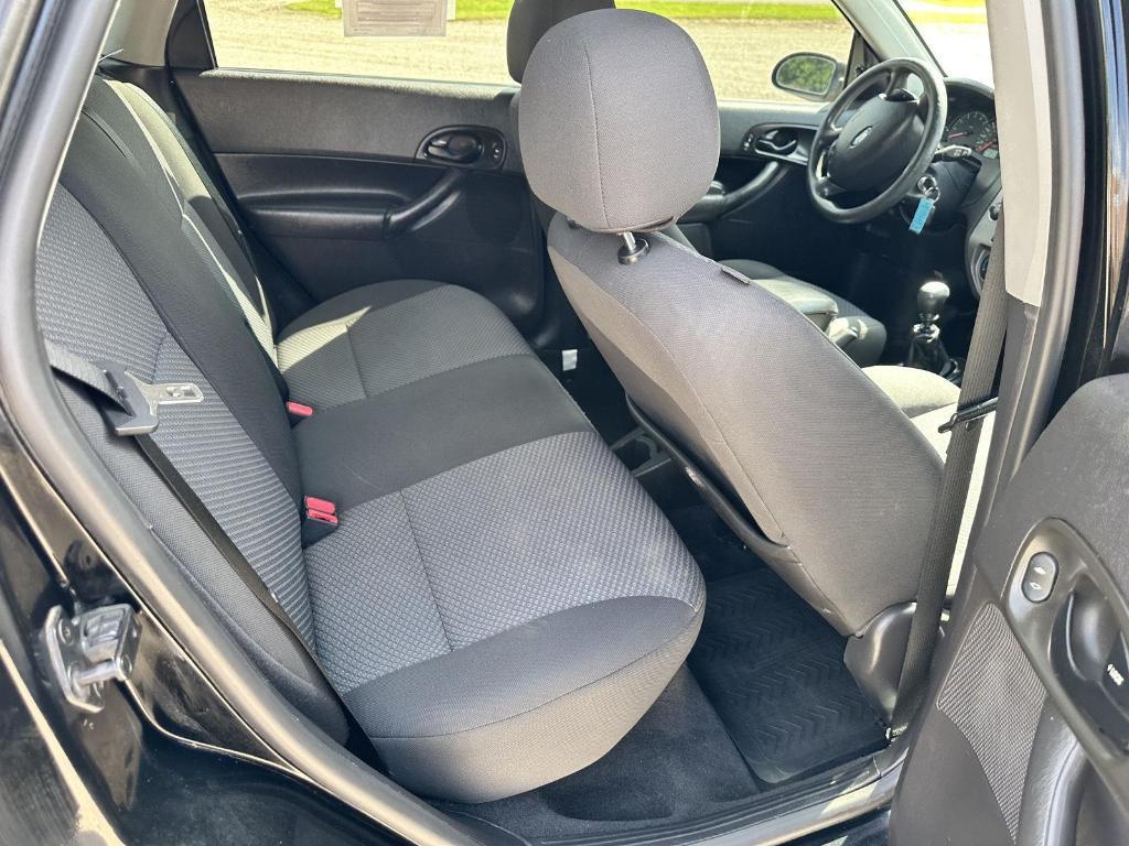 used 2006 Ford Focus car, priced at $3,795