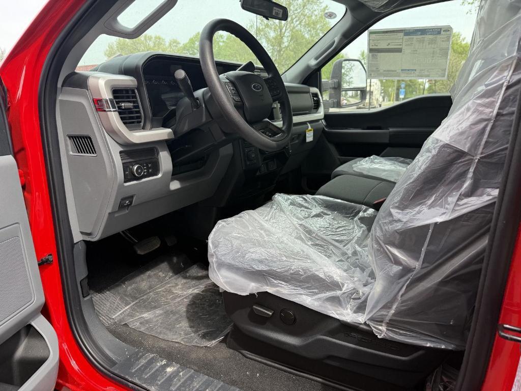 new 2025 Ford F-350 car, priced at $54,860