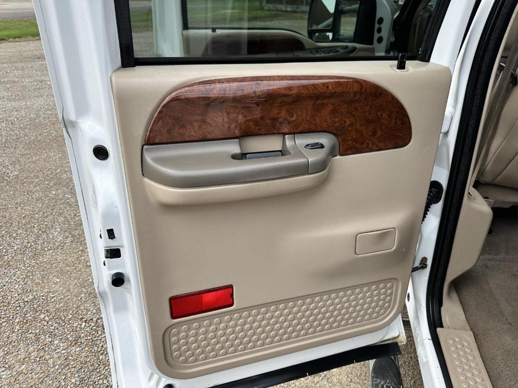 used 2001 Ford F-350 car, priced at $10,895