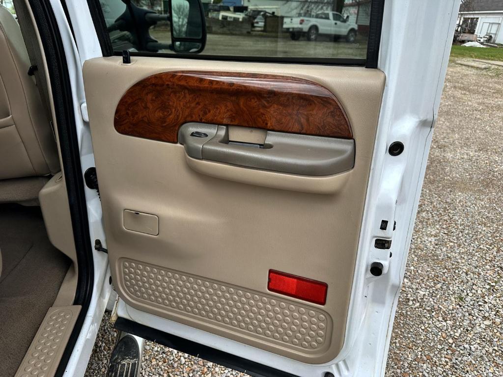 used 2001 Ford F-350 car, priced at $10,895