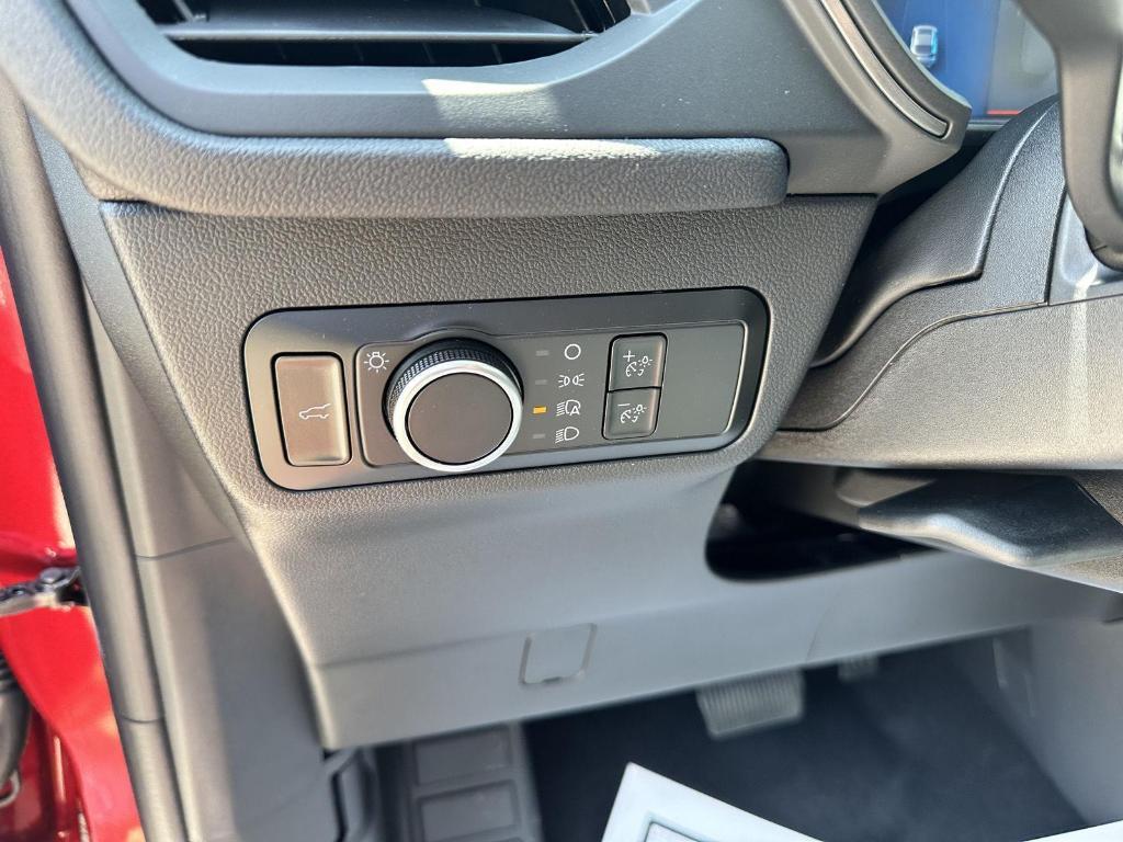 new 2025 Ford Escape car, priced at $27,995