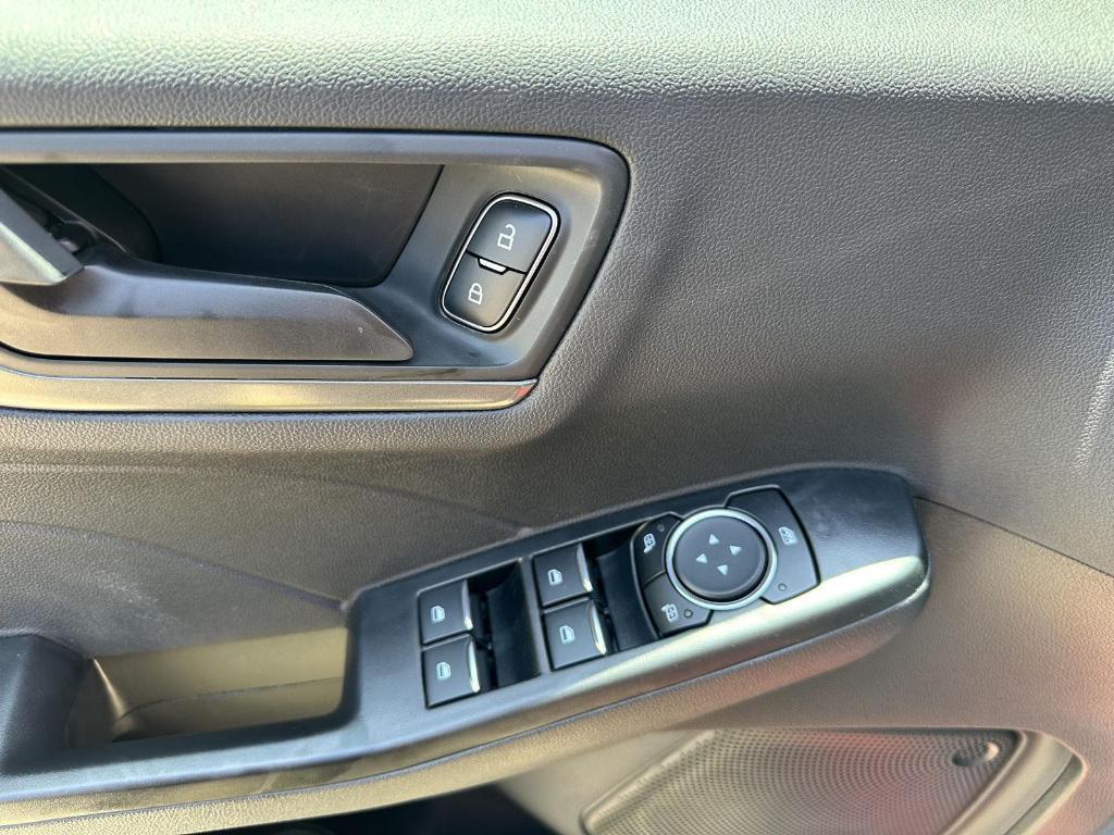 new 2025 Ford Escape car, priced at $27,995