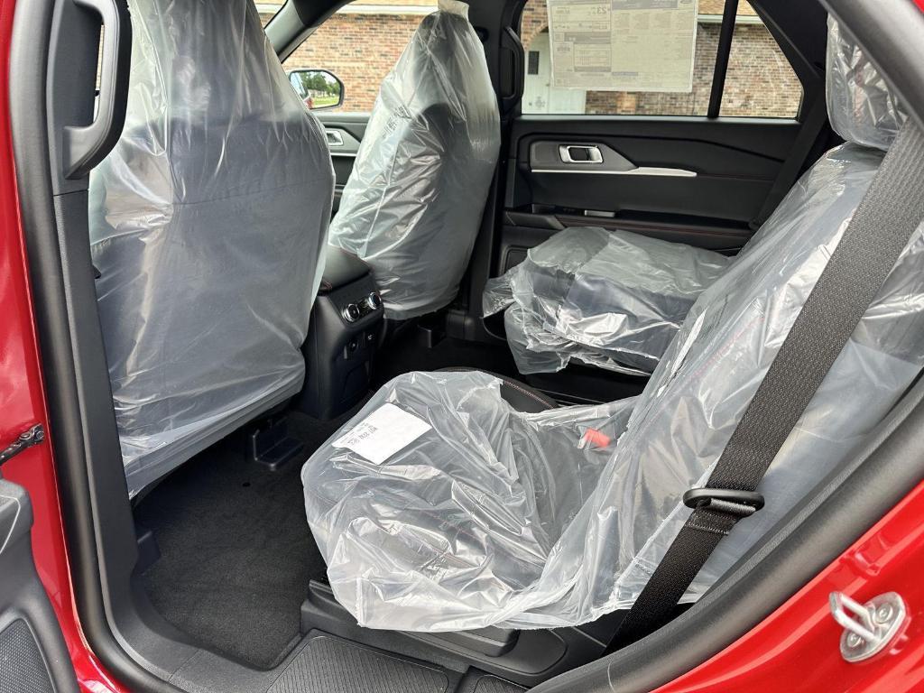 new 2025 Ford Explorer car, priced at $49,228
