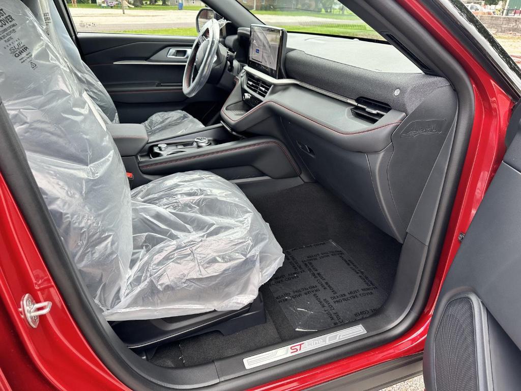 new 2025 Ford Explorer car, priced at $49,228