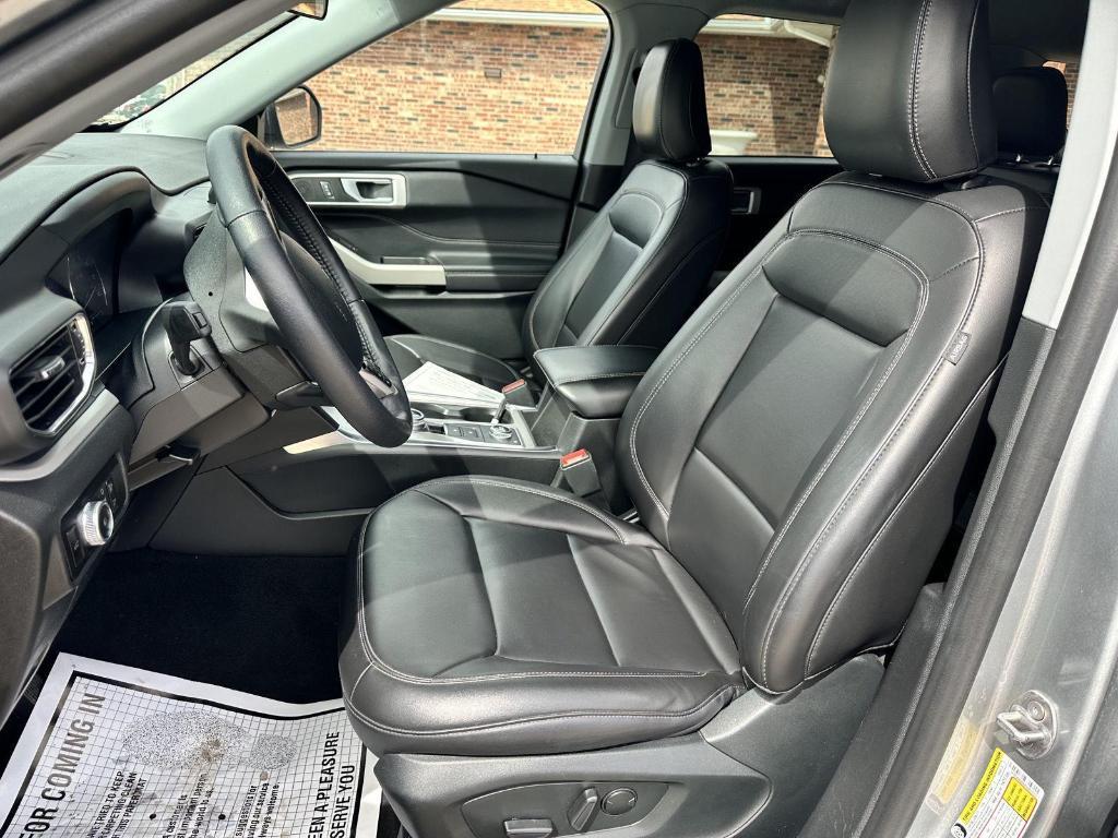 used 2023 Ford Explorer car, priced at $29,995