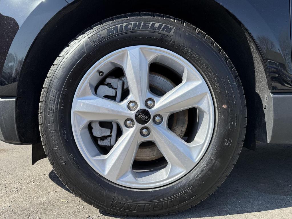 used 2024 Ford Edge car, priced at $29,995