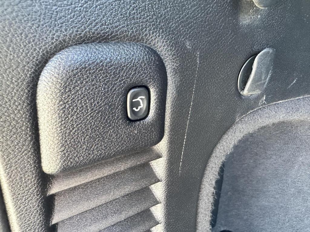used 2015 Jeep Grand Cherokee car, priced at $11,995
