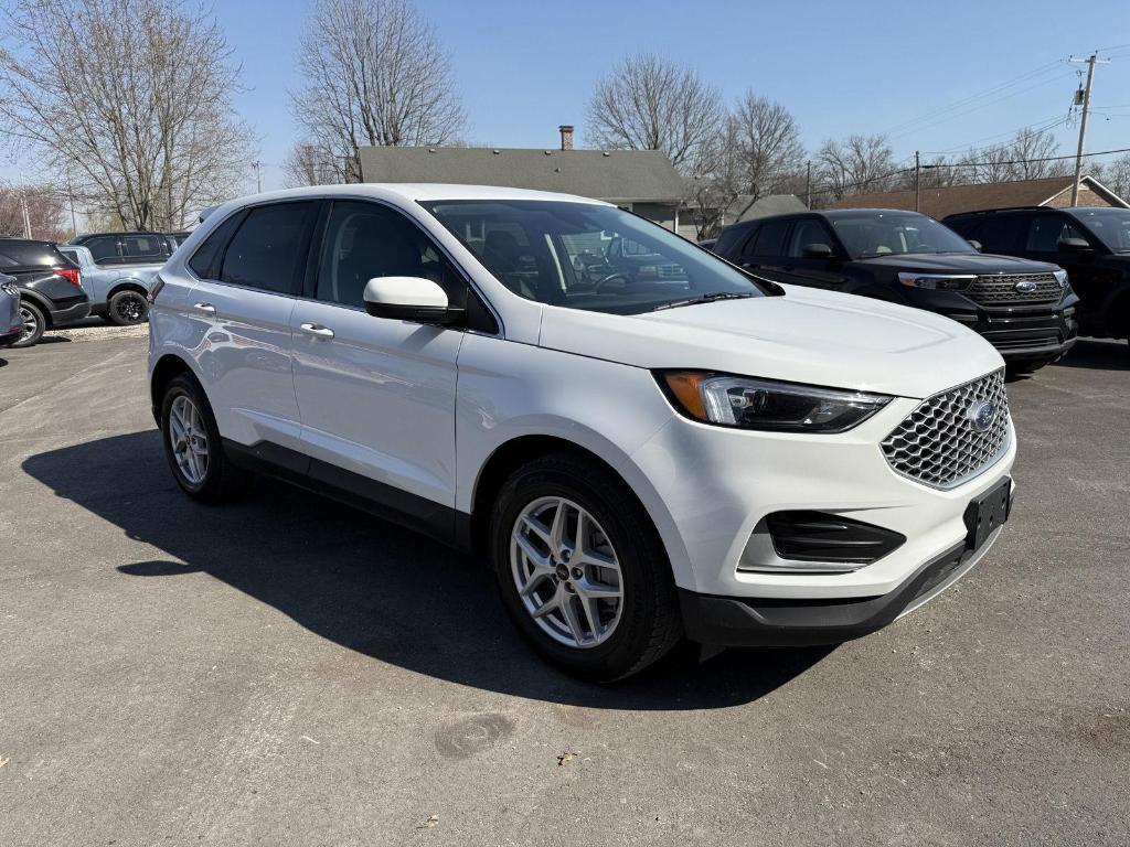 used 2024 Ford Edge car, priced at $26,995