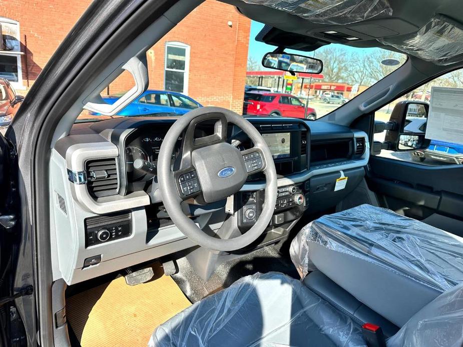 new 2024 Ford F-250 car, priced at $48,595