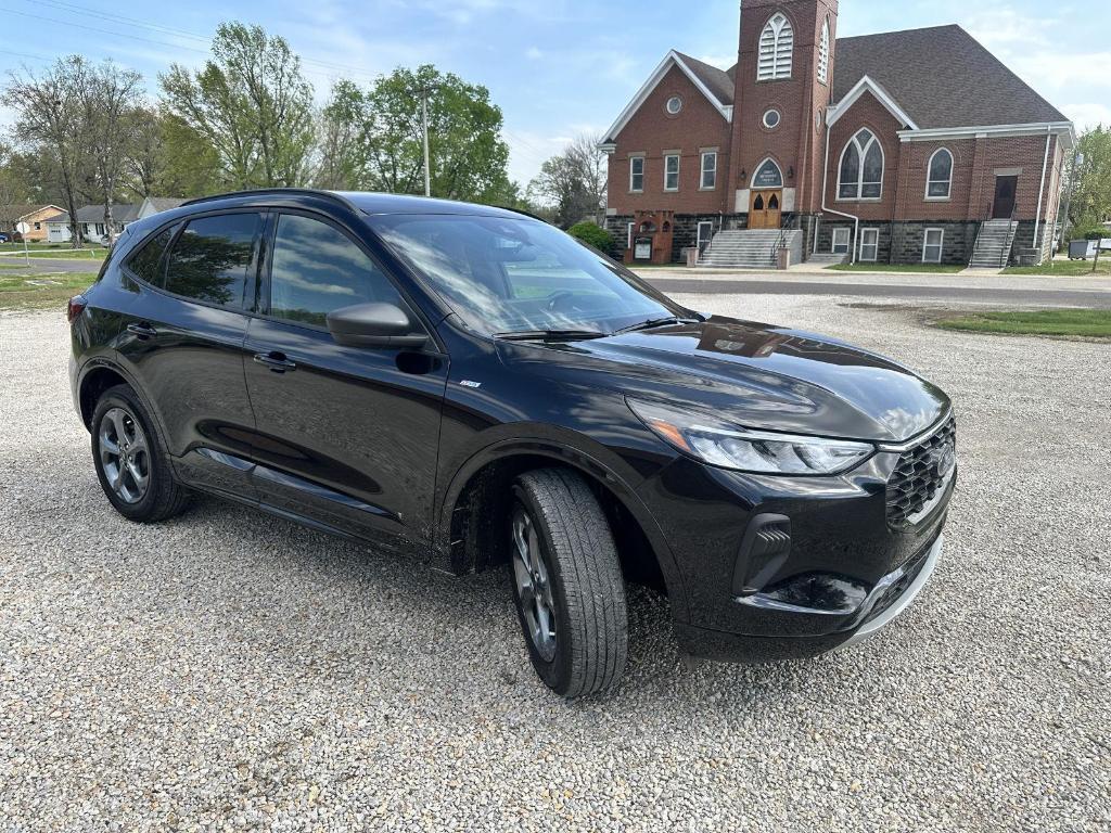 used 2023 Ford Escape car, priced at $24,995
