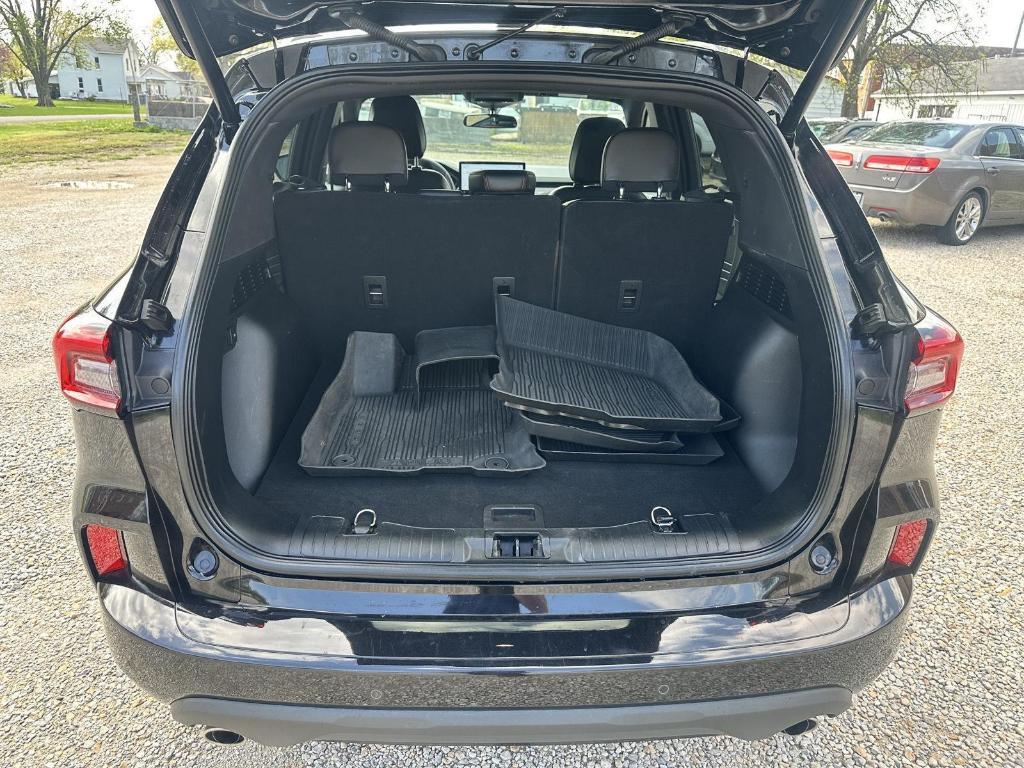 used 2023 Ford Escape car, priced at $24,995