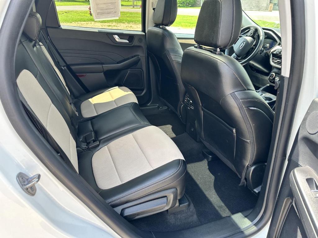 used 2022 Ford Escape car, priced at $24,995