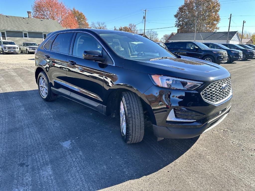 used 2024 Ford Edge car, priced at $28,395