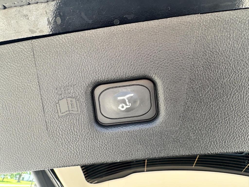 used 2023 Lincoln Nautilus car, priced at $35,995