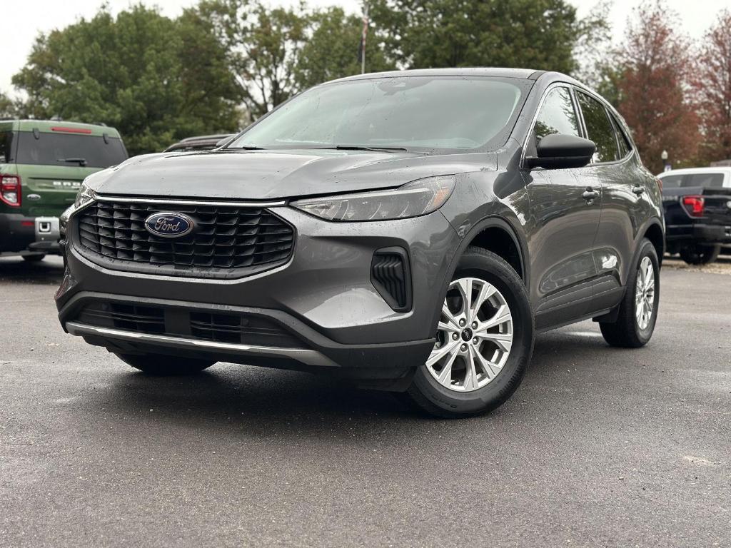 used 2024 Ford Escape car, priced at $26,995