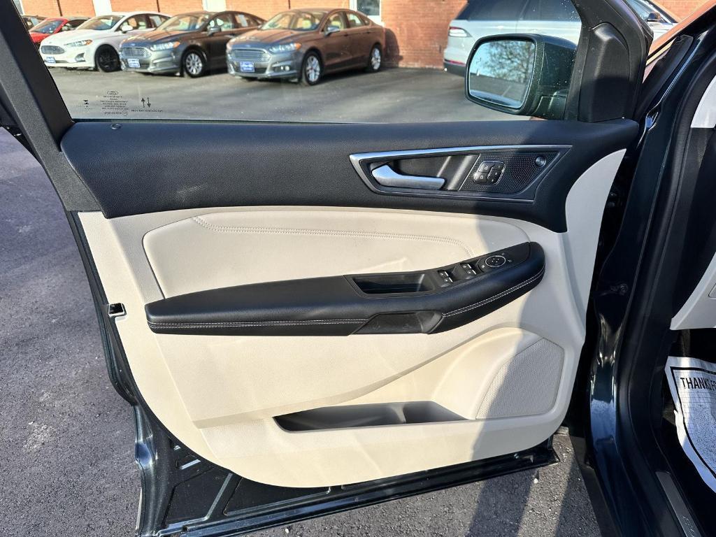 used 2024 Ford Edge car, priced at $39,995