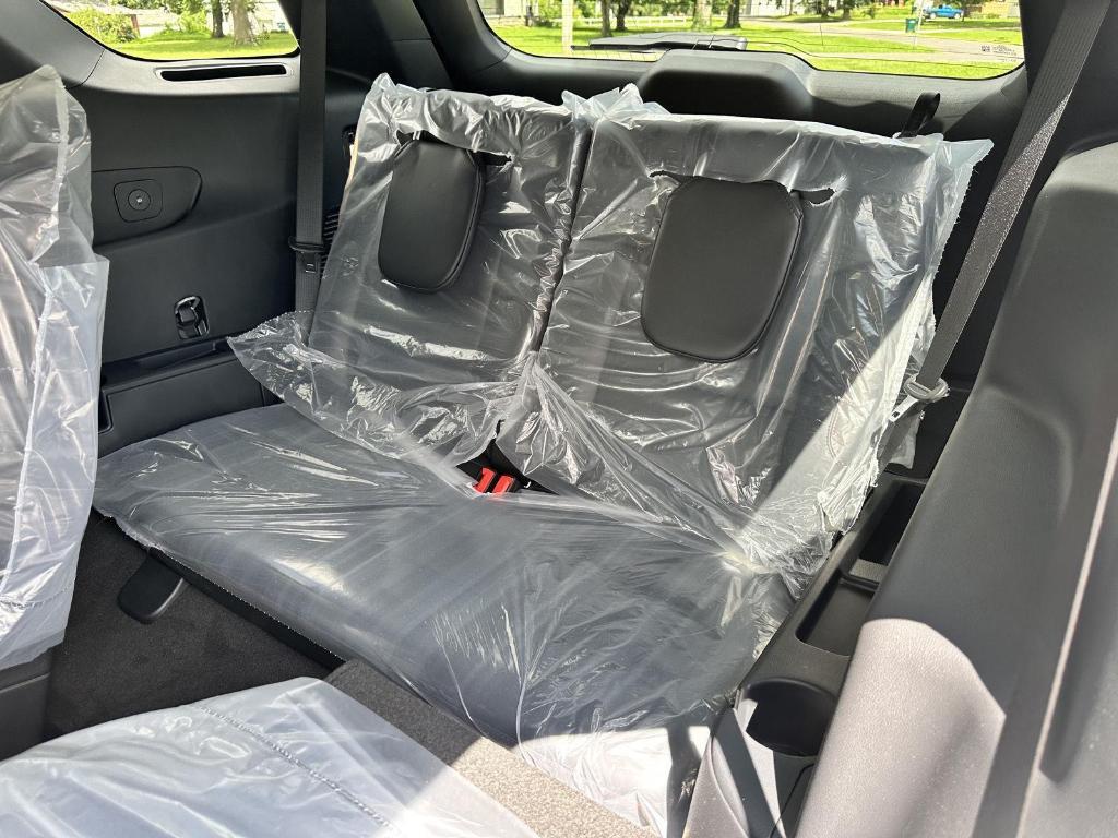 new 2025 Ford Explorer car, priced at $49,498