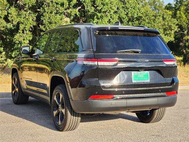 new 2023 Jeep Grand Cherokee car, priced at $46,854