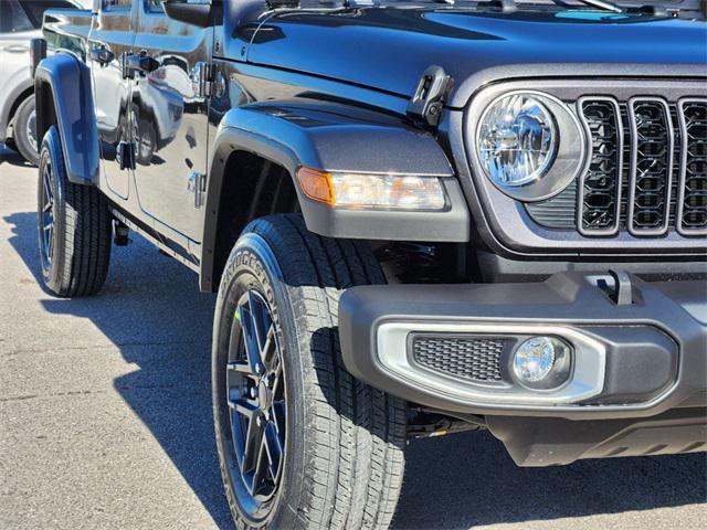 new 2024 Jeep Gladiator car, priced at $43,651