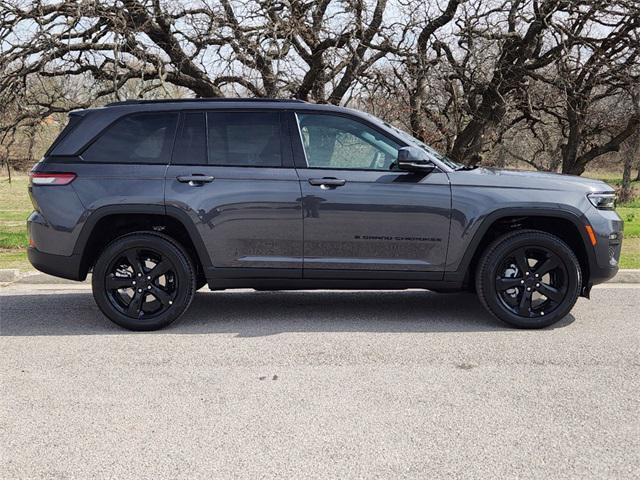 new 2024 Jeep Grand Cherokee car, priced at $47,694
