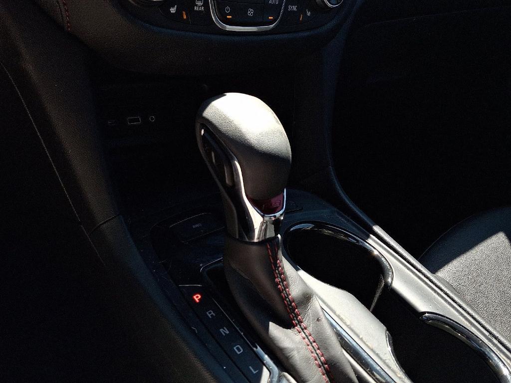 used 2022 Chevrolet Equinox car, priced at $23,999