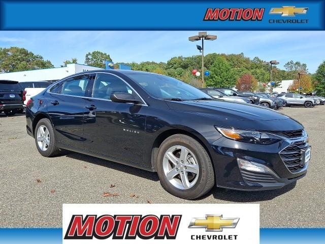 new 2024 Chevrolet Malibu car, priced at $26,670