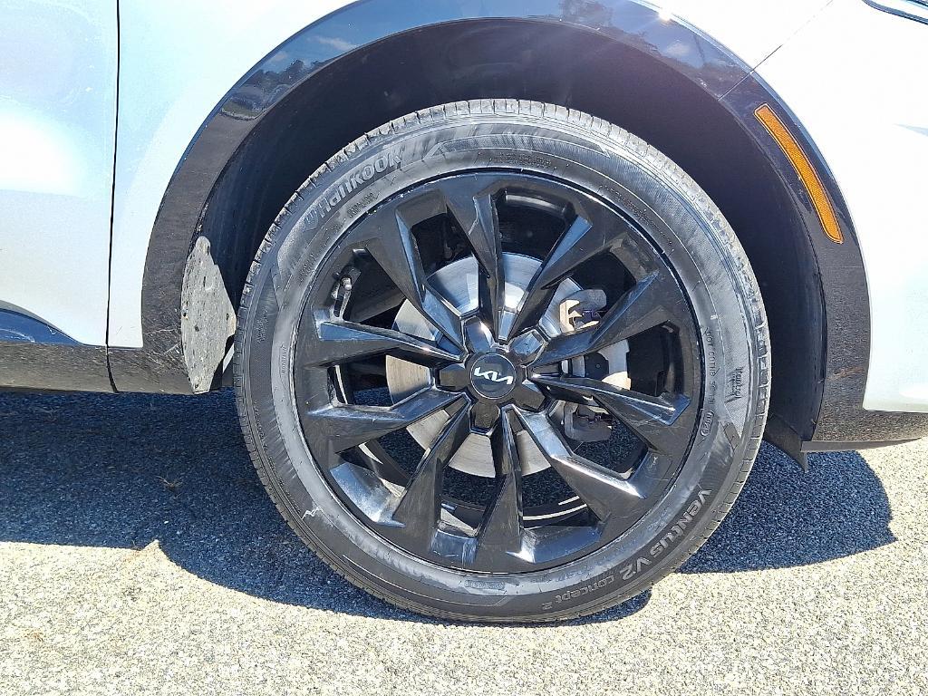 used 2022 Kia Sorento car, priced at $25,995