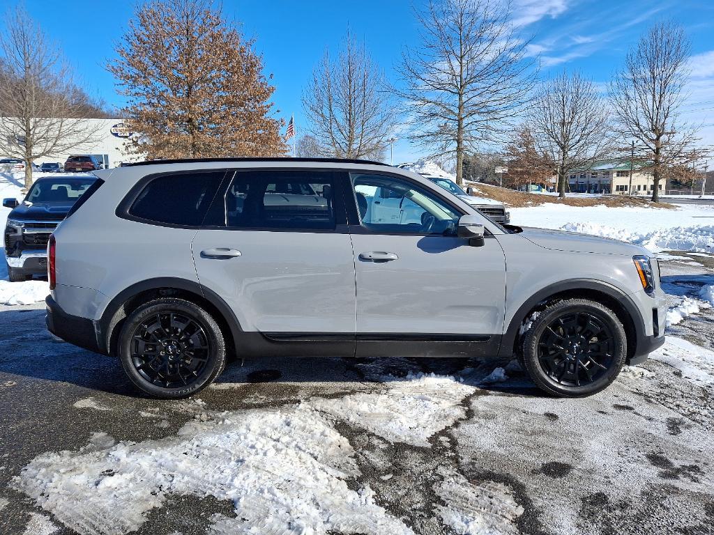 used 2022 Kia Telluride car, priced at $30,495