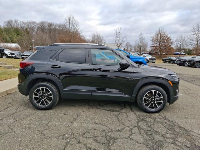 used 2024 Chevrolet TrailBlazer car, priced at $25,995