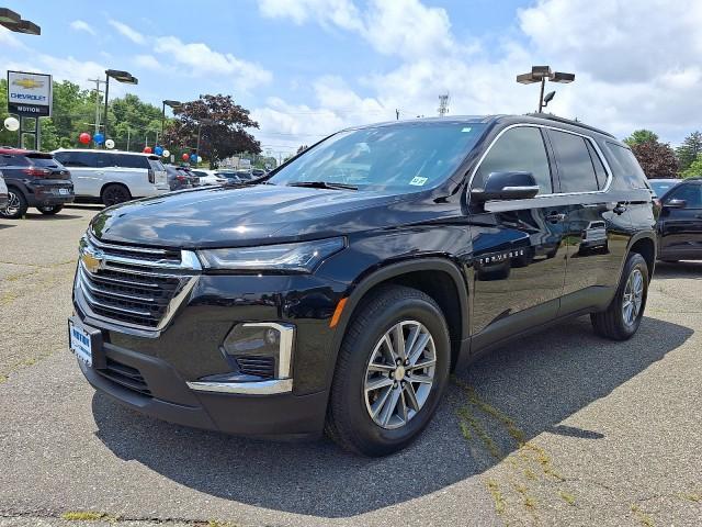used 2023 Chevrolet Traverse car, priced at $31,495