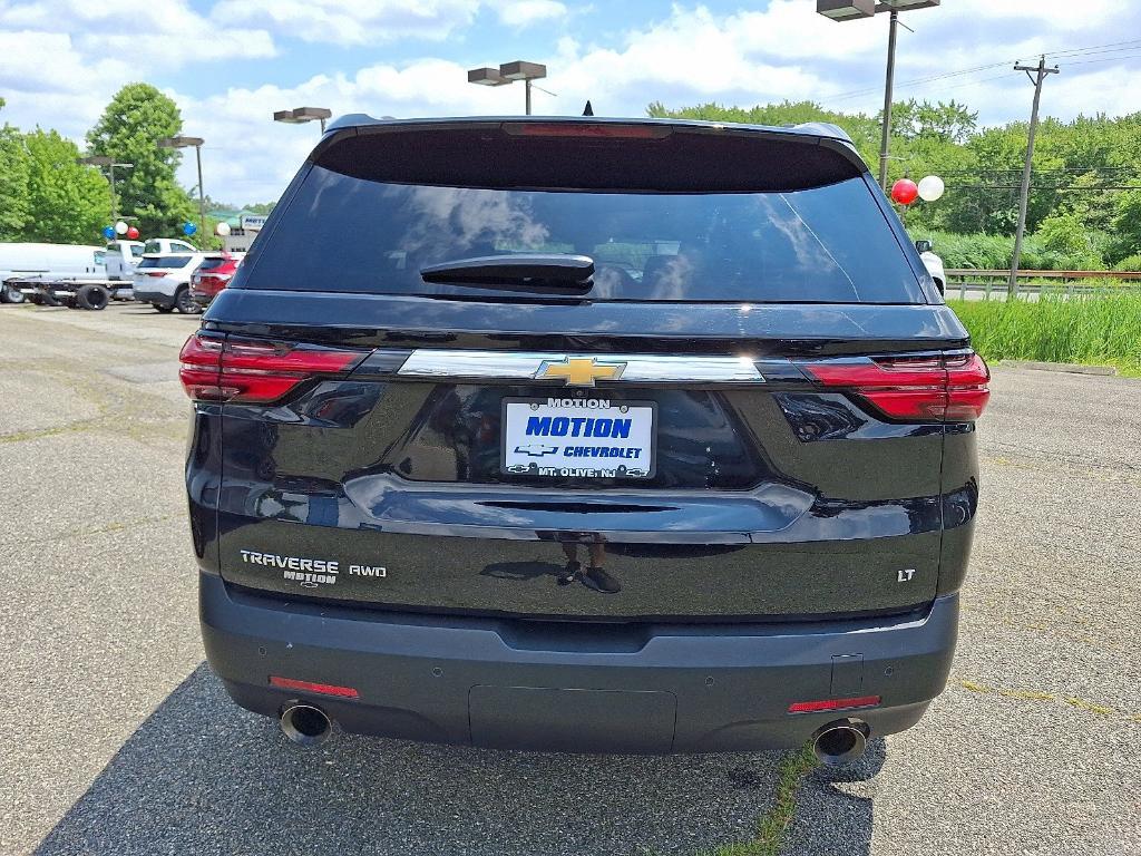 used 2023 Chevrolet Traverse car, priced at $29,499
