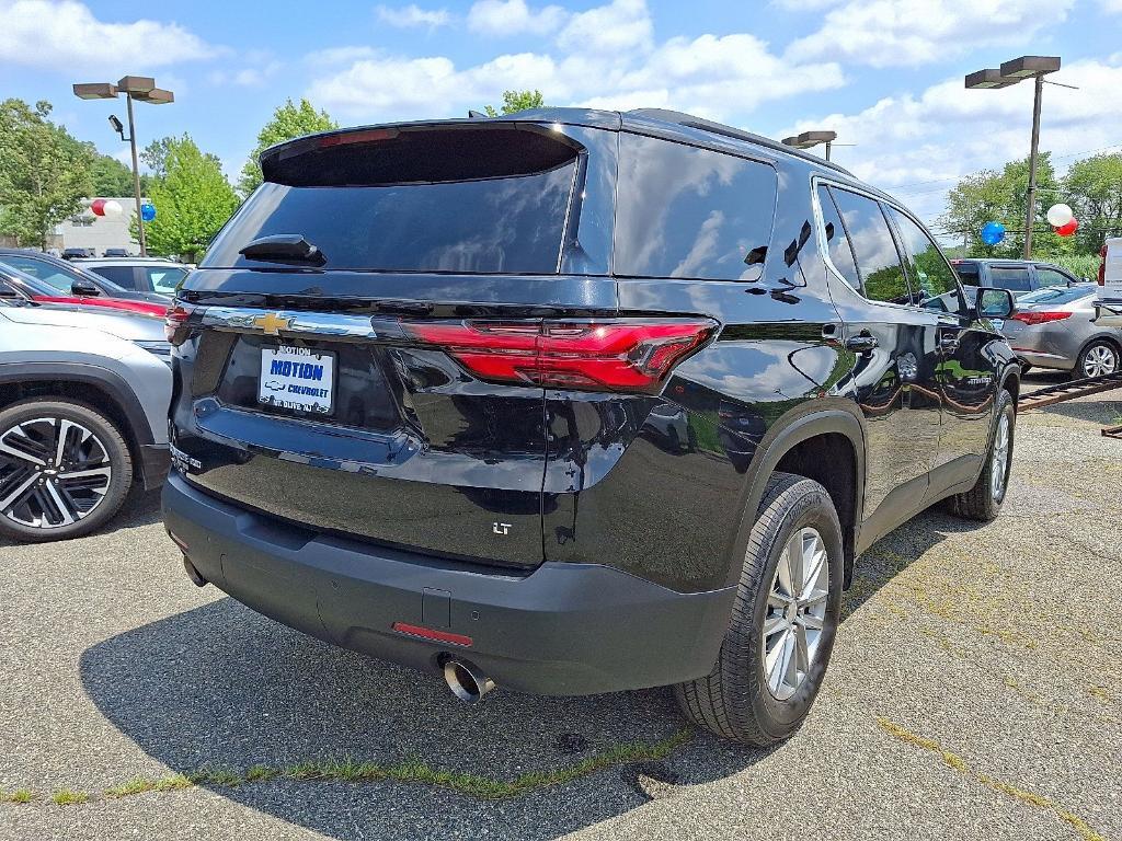 used 2023 Chevrolet Traverse car, priced at $29,499