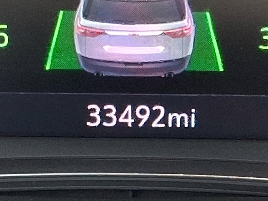 used 2023 Chevrolet Traverse car, priced at $29,499