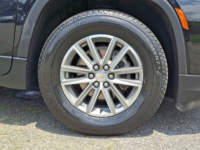 used 2023 Chevrolet Traverse car, priced at $31,495