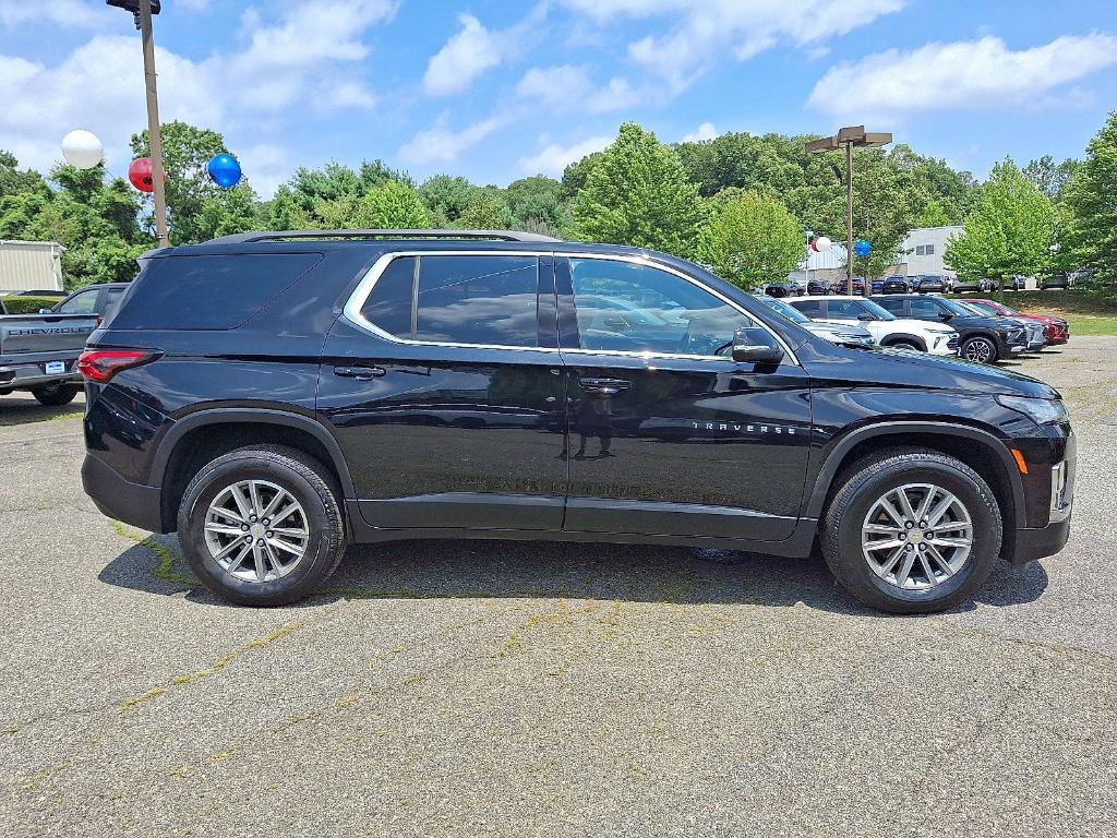 used 2023 Chevrolet Traverse car, priced at $29,499