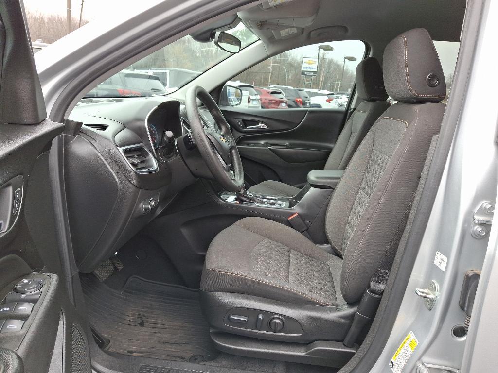 used 2022 Chevrolet Equinox car, priced at $19,299