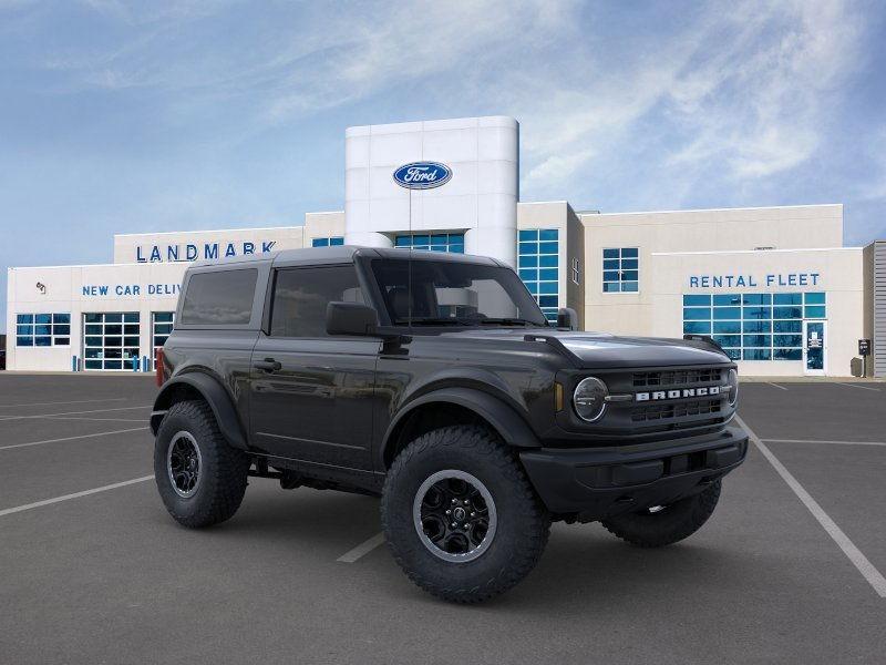new 2025 Ford Bronco car, priced at $49,405