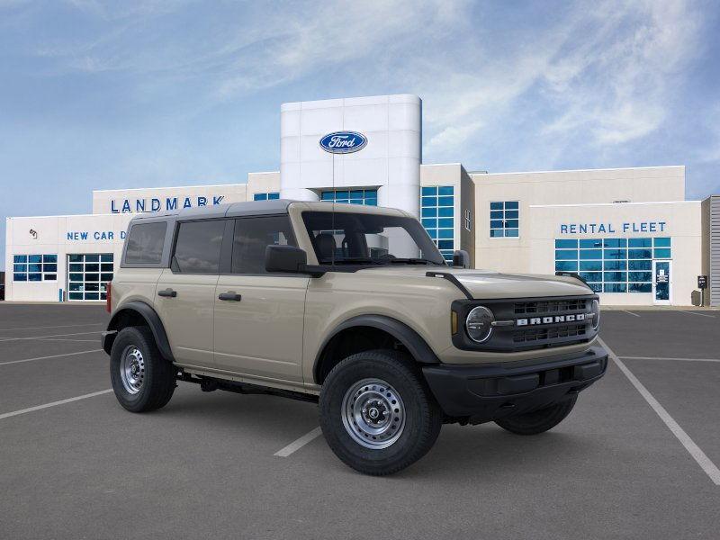 new 2025 Ford Bronco car, priced at $43,261