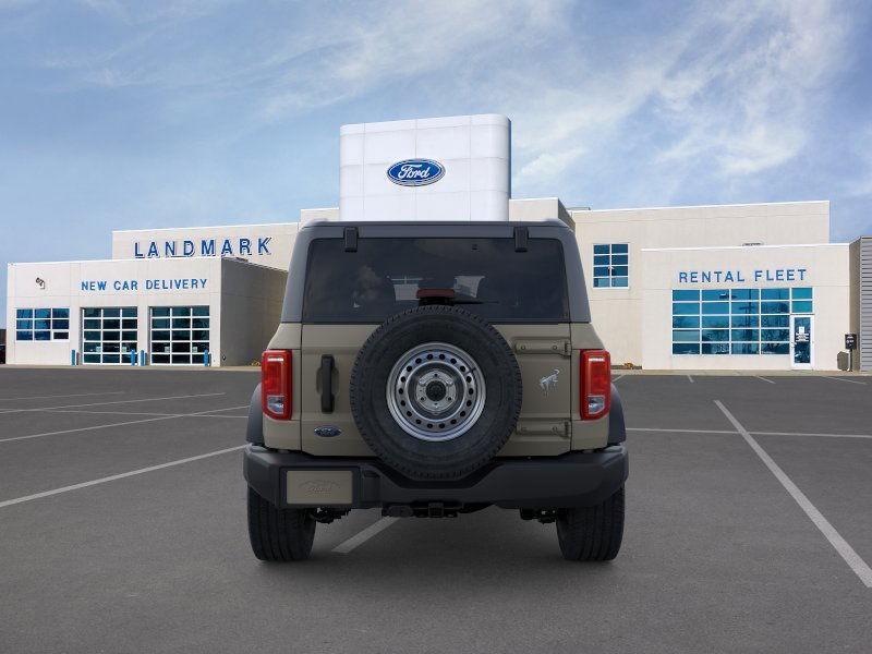 new 2025 Ford Bronco car, priced at $43,261