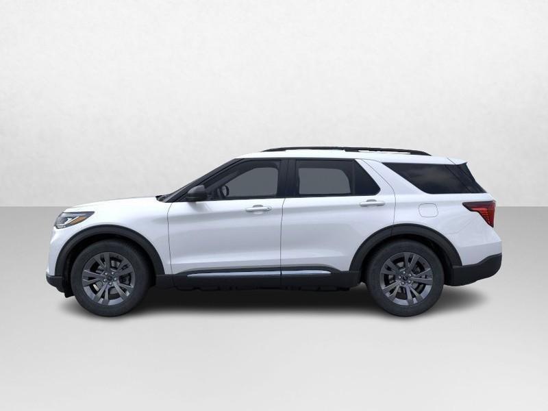 new 2025 Ford Explorer car, priced at $47,407