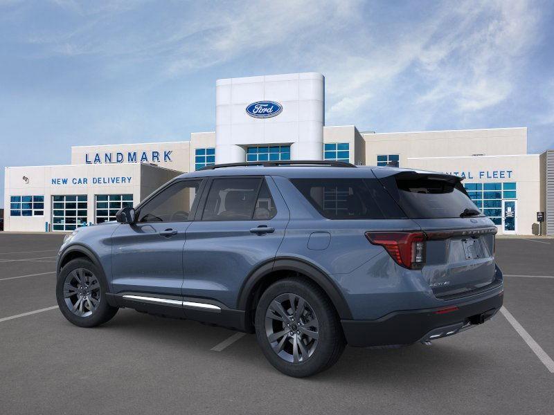 new 2025 Ford Explorer car, priced at $45,928